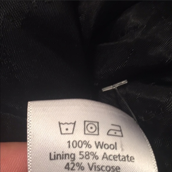 Vintage Wool Coat || Geometric Statement - Picture 5 of 5